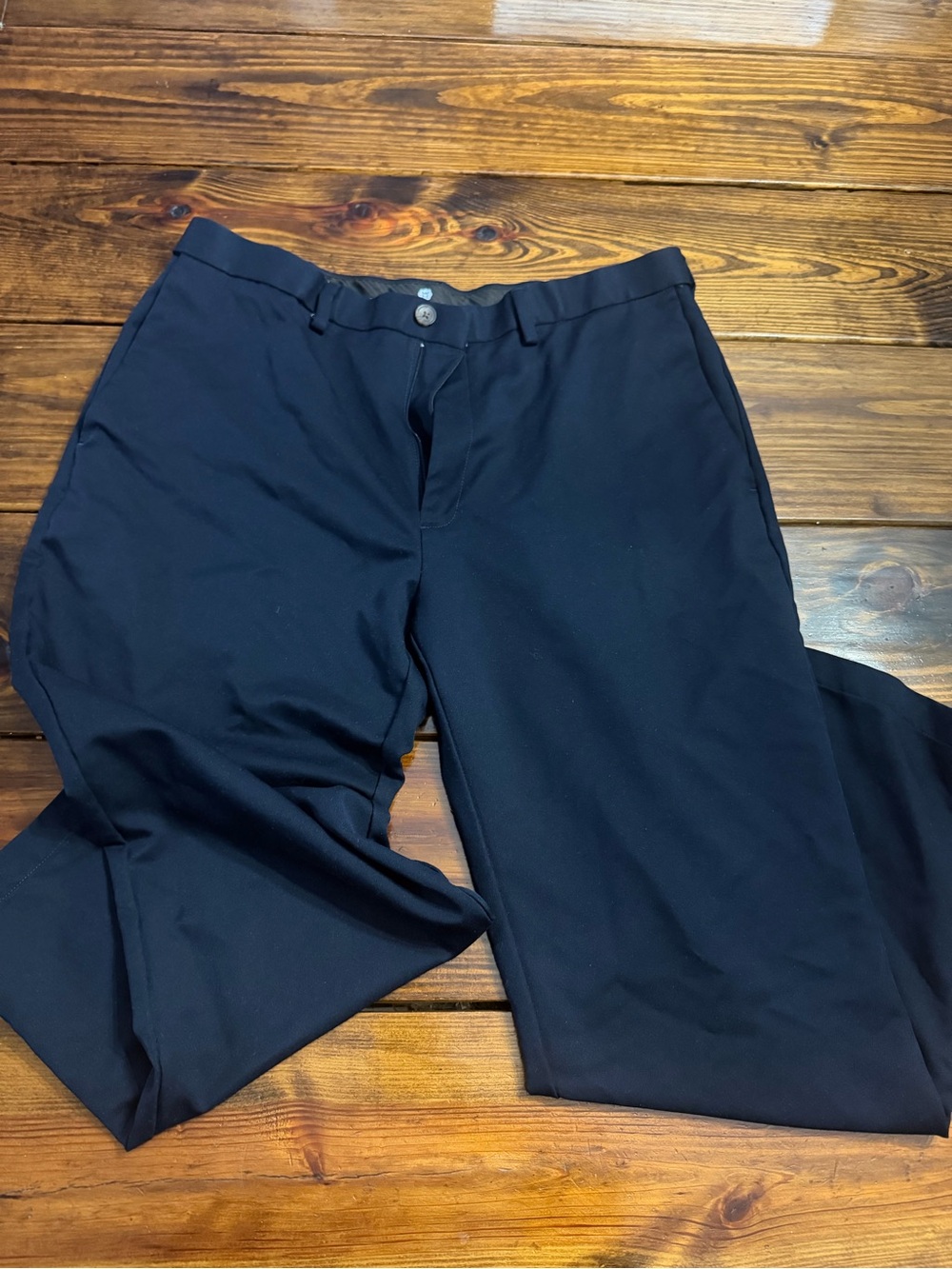 Haggar Men's Black Dress Pants - Classic Tailored Trousers